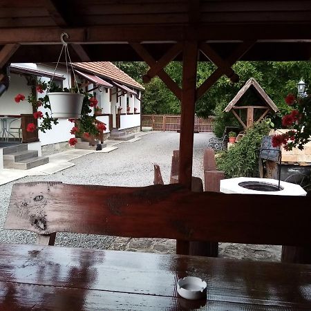 Kazsimer Vendeghaz Erdohorvati Dış mekan fotoğraf